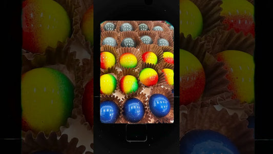 Best Chocolate Molds: Plastic vs Polycarbonate vs Silicone - Hill Country Chocolate